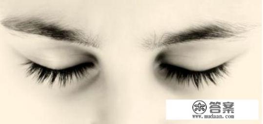 黑眼圈很重怎么改善？