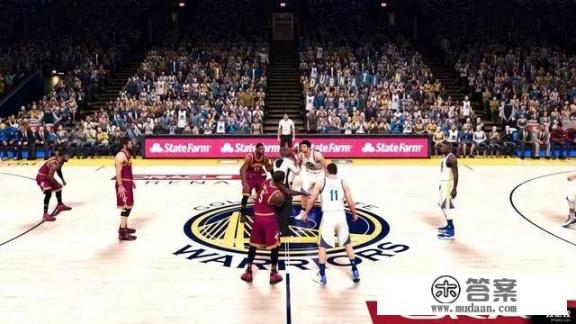 MD有款经典的足球游戏!很好玩的,也蛮复杂的!名字叫什么忘了!大家来说说？