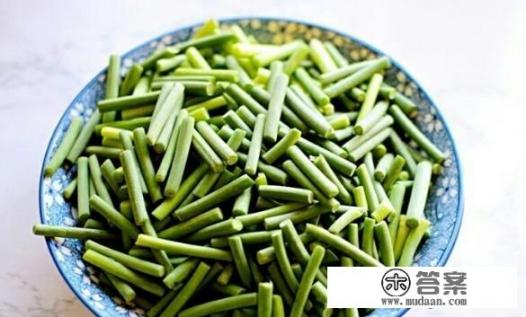 蒜苔肉丝怎么炒好吃？