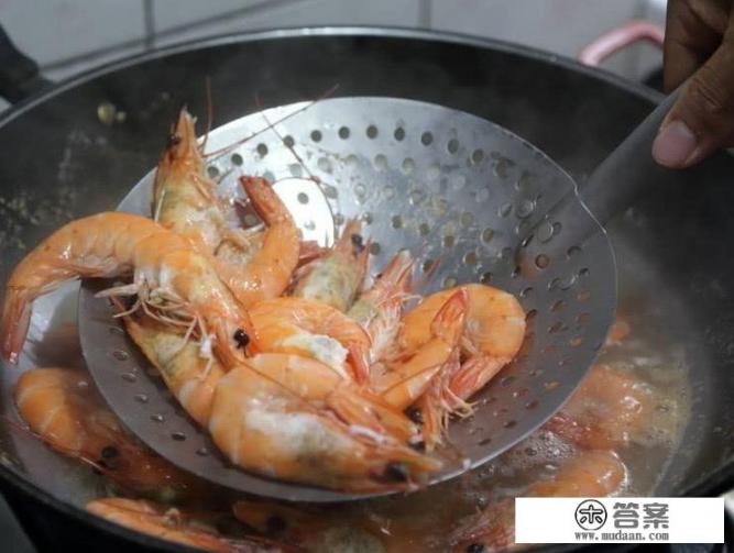 水煮青虾的做法？