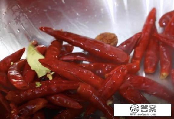 老干妈辣椒酱的做法？