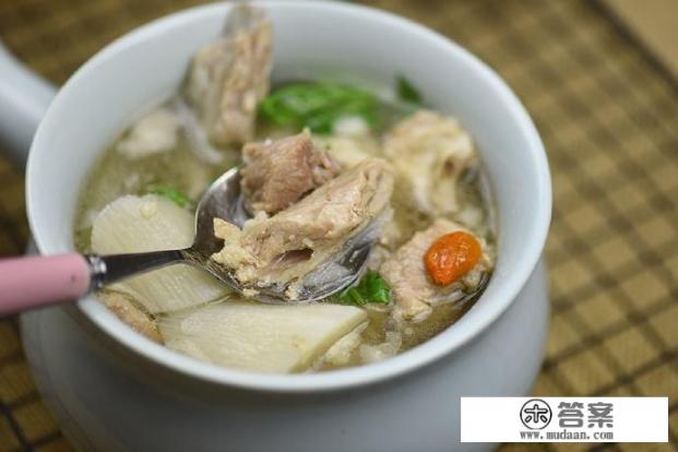 多喝哪3款养胃汤品，每天一碗，胃病就会被调理好？