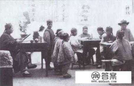 学校教育对个体的发展有哪些作用？