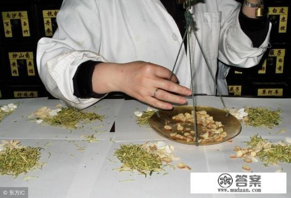 口腔溃疡该吃什么药? 口腔溃疡该吃什么药?