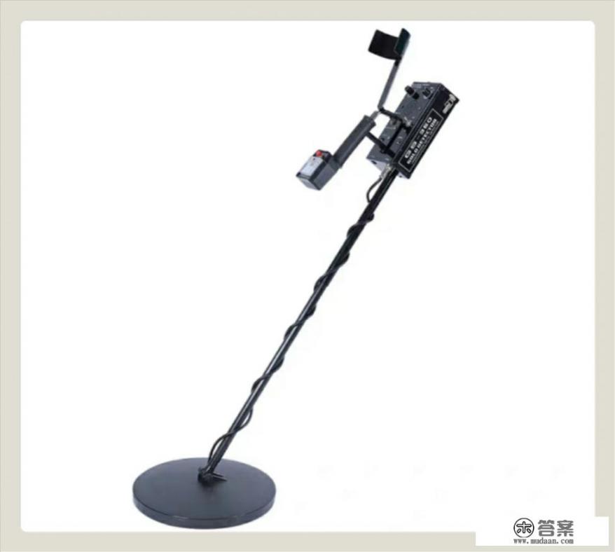 地下金属探测器原理是什么真的不明白啊，为什么能探测出金属呢？