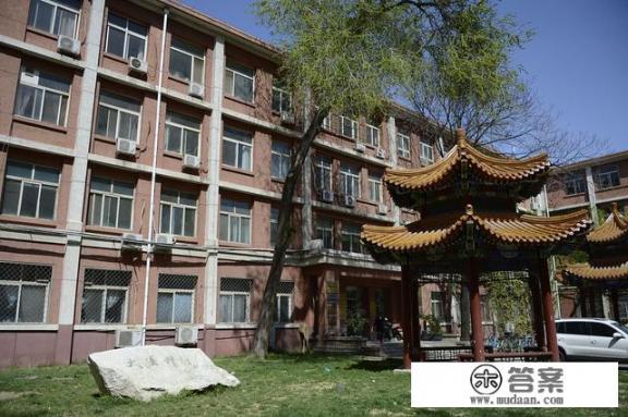 二本属于大学生吗? 二本属于大学生吗?