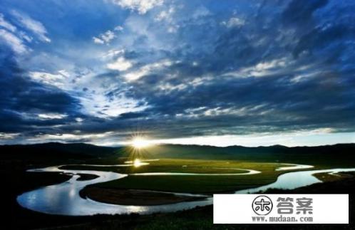 红原月亮湾离瓦切塔林多少公里? 红原月亮湾离瓦切塔林多少公里?