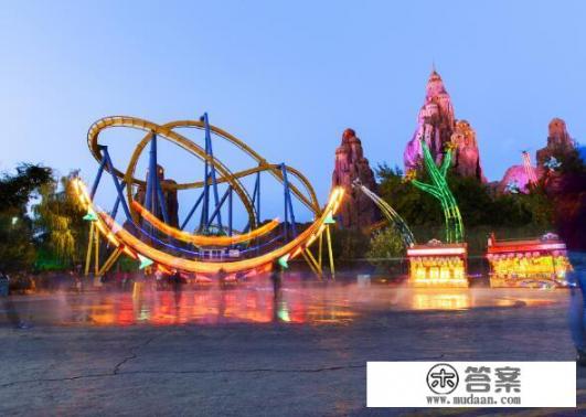 去北京欢乐谷都应该准备什么？欢乐谷的地图是免费的吗？