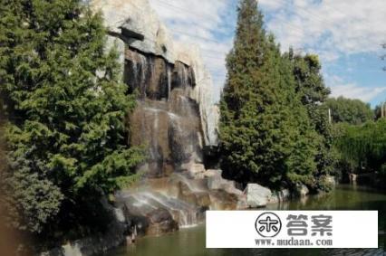 去北京欢乐谷都应该准备什么？欢乐谷的地图是免费的吗？