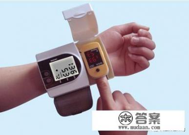 血氧仪排名第一最好还是第十名最好? 血氧仪排名第一最好还是第十名最好?