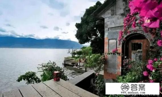 杨丽萍的月亮宫惨遭查封,里面肮脏不堪,为何网友直呼封的好? 杨丽萍的月亮宫惨遭查封,里面肮脏不堪,为何网友直呼封的好?