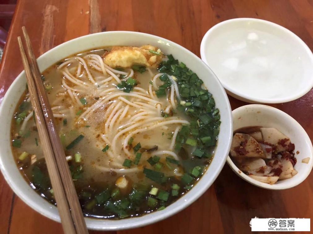 过桥米线正宗做法王刚？