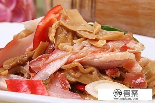 晒干的腊鸡腿得煮多长时间才能红烧? 晒干的腊鸡腿得煮多长时间才能红烧?