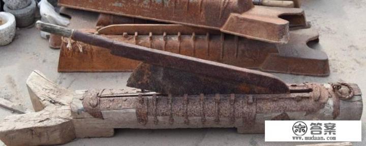 铡刀是什么样的？