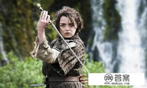 权利的游戏第八季,在夜王军团将来临的前夜,二丫完成了女人的蜕变,你能接受吗? 权利的游戏第八季,在夜王军团将来临的前夜,二丫完成了女人的蜕变,你能接受吗?