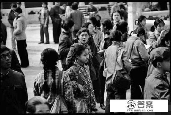 八十年代上大学几岁？