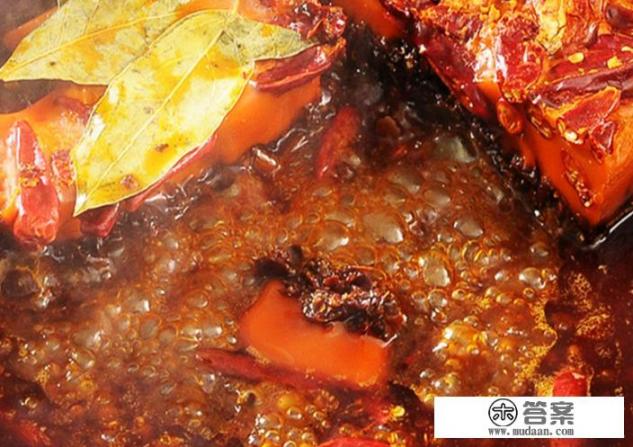 麻辣烫底料怎么制作？