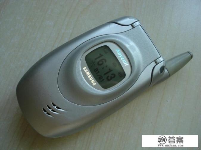 为何说三星的手机形态发展史是智能手机形态的进化史？