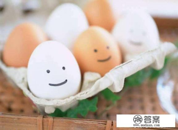 怎么样批量煮鸡蛋不裂好剥壳？