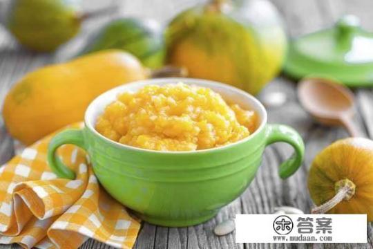 新生儿吃多少奶粉好？可以一直喂吗？