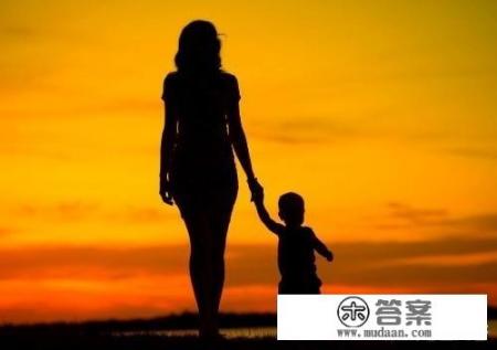 八个月的宝宝发烧，需要注意什么问题？