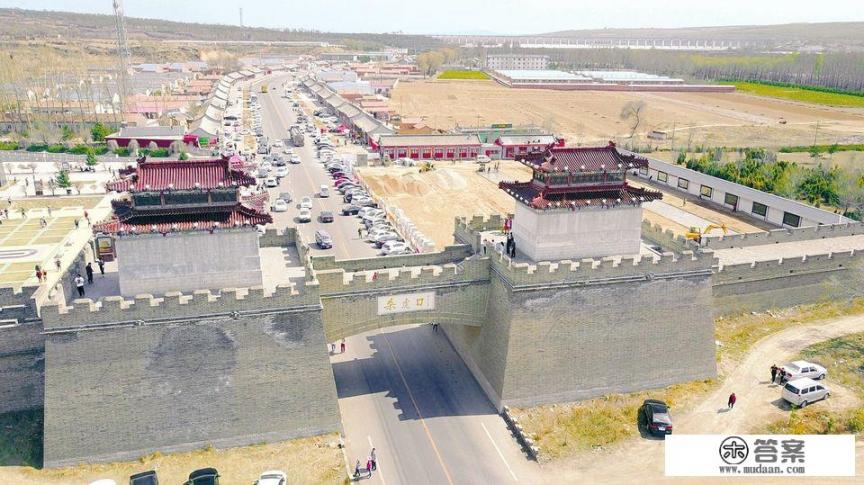 右玉县和盐池县哪个更值得去旅游？