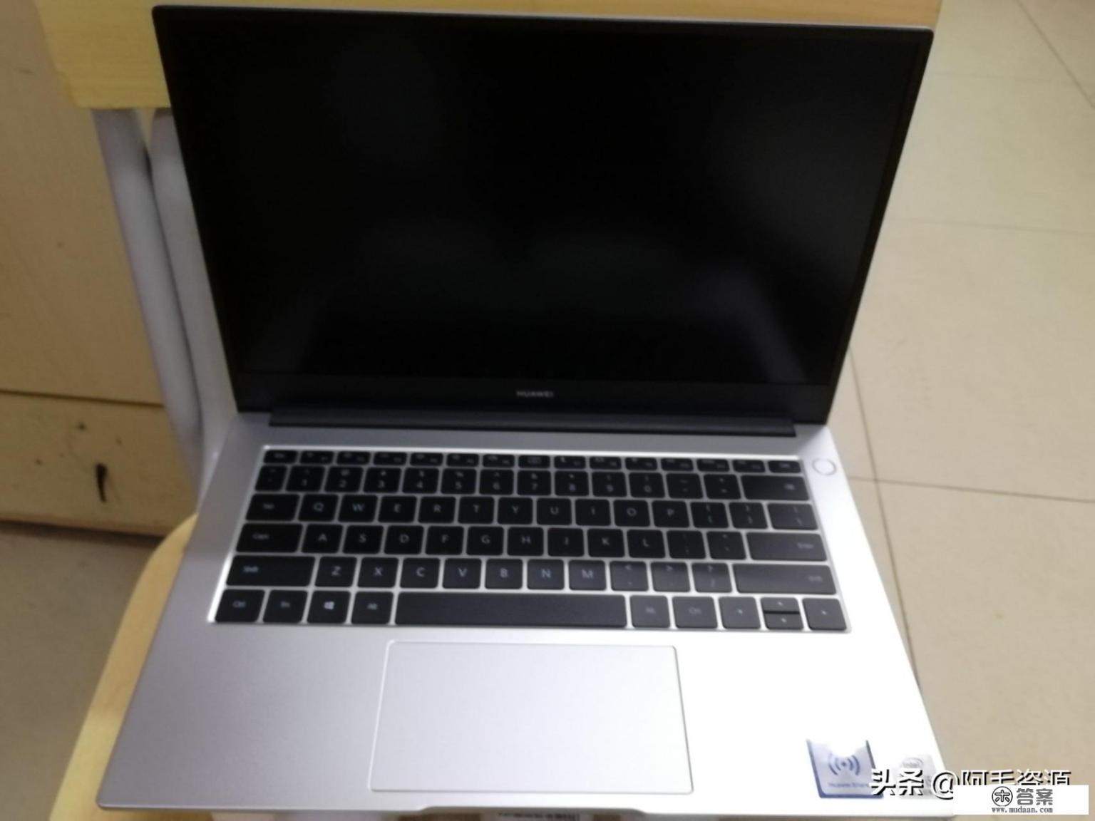 华为笔记本matebook D14和matebook14差别在哪里呢？请说的通俗一点。价格怎么样？