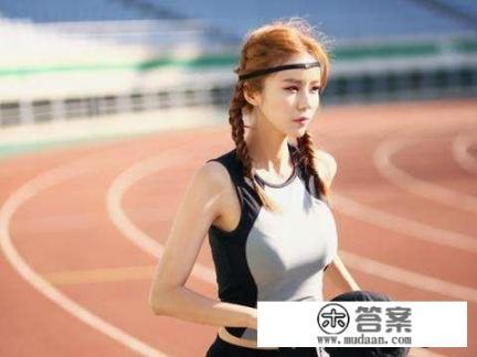 在新冠病毒疫情下，那些鼻炎咽炎的人会更容易感染吗？