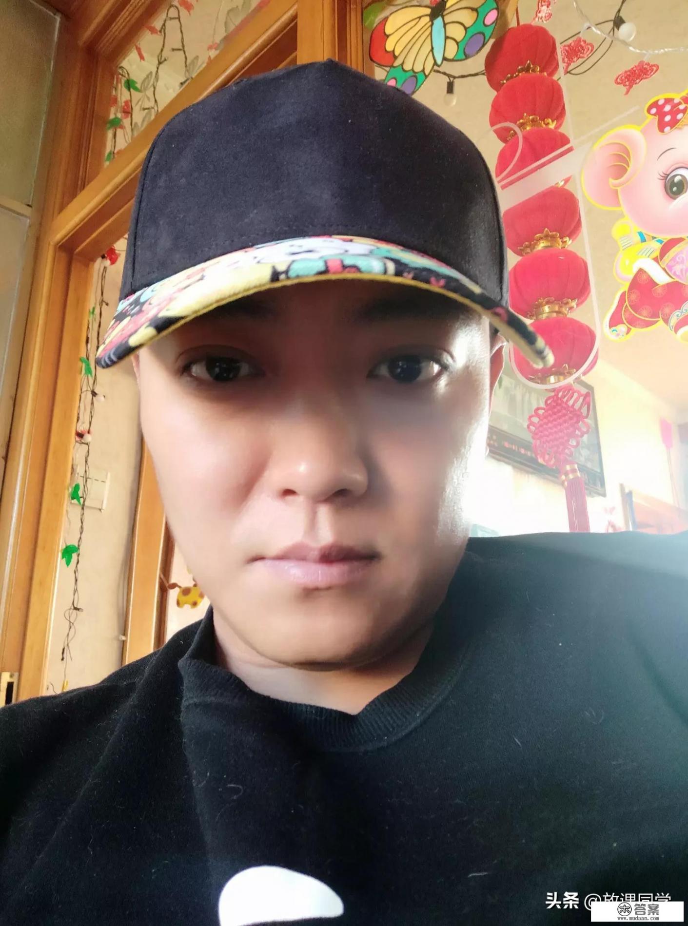 不发热不咳嗽，只是背部酸软是新型肺炎吗？