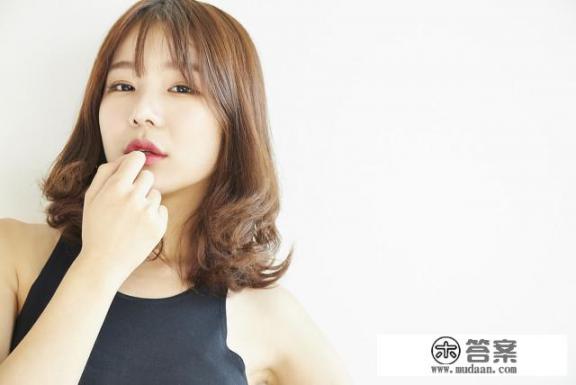 如何以“我是被王爷/将军从青楼里赎回来的”为开头写一个故事? 如何以“我是被王爷/将军从青楼里赎回来的”为开头写一个故事?