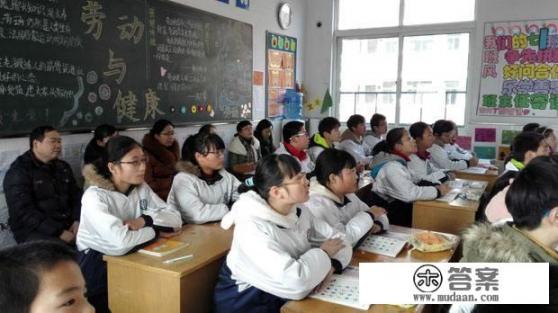 四川省雅安市天全县县城有多少人口？