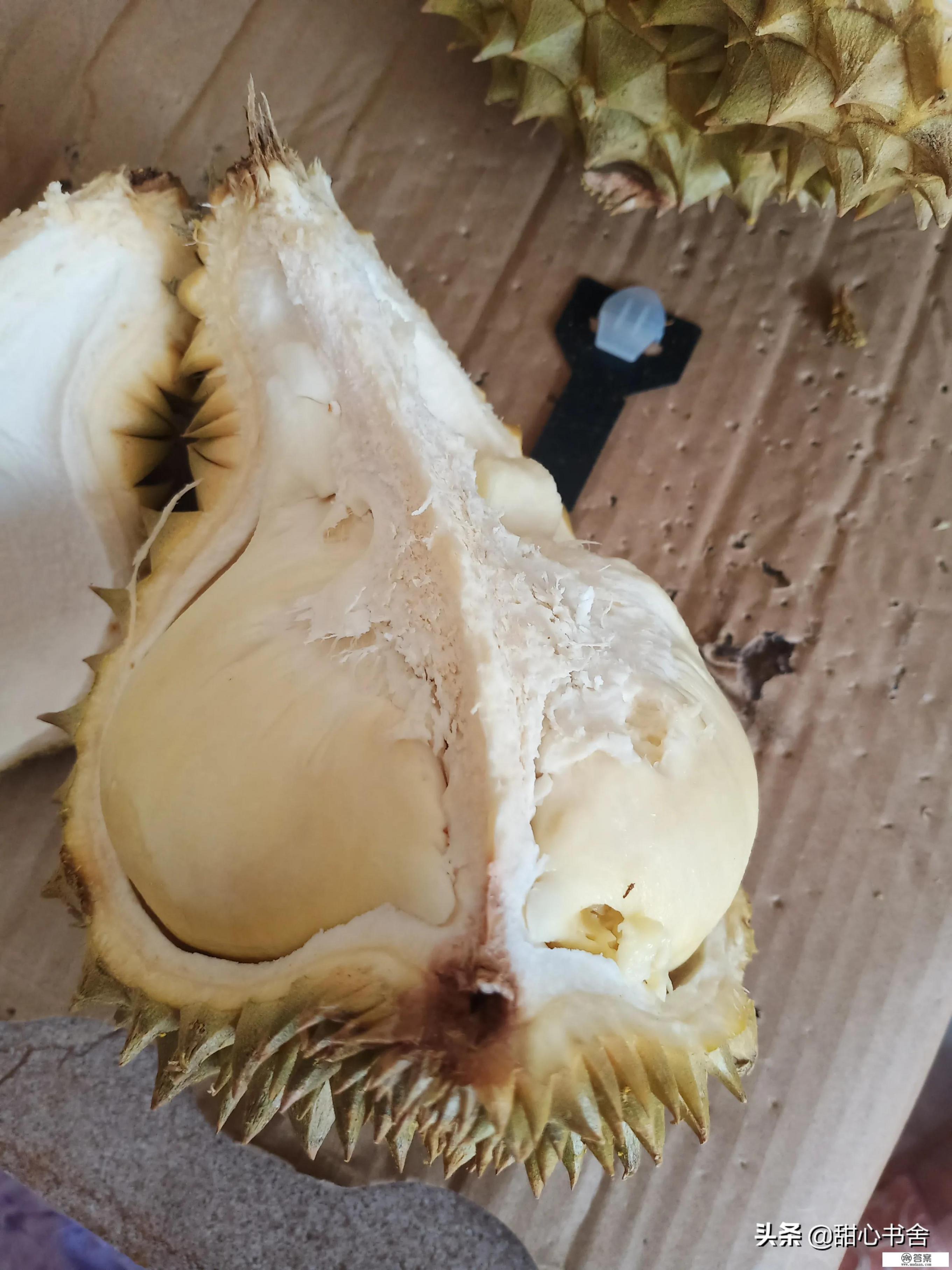 一个榴莲要两百来块，味道还有点臭，可是为什么大家还爱买呢？