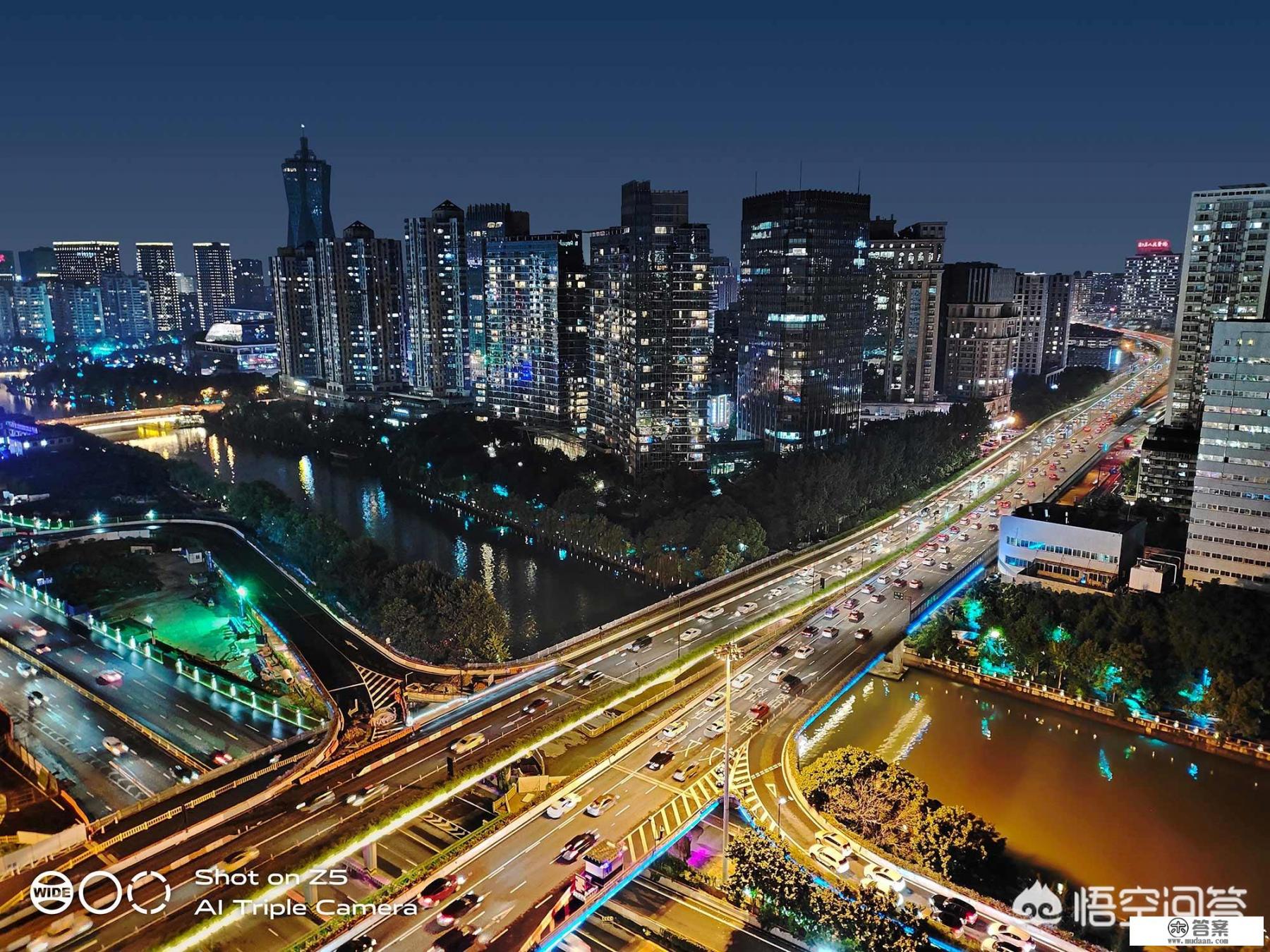 追求大屏、续航、拍照、但不玩游戏，预算1500-2000之间，有什么推荐？