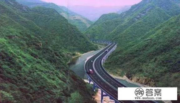 汉中市镇巴县何时能通铁路或高速？