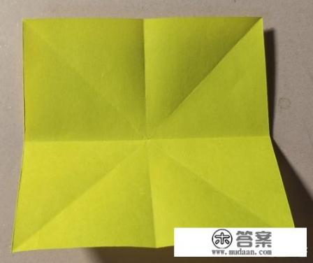 折纸八瓣花的手工教程?