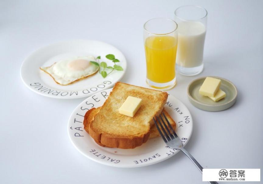 早上不吃早餐的危害？