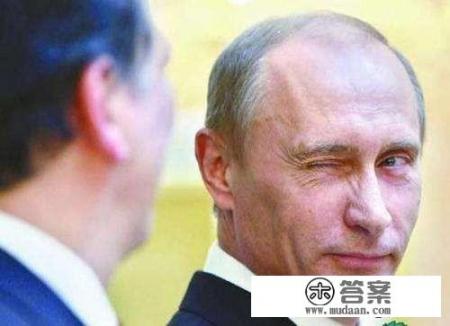 俄罗斯的新冠疫苗出来了，我们能使用吗？贵不贵啊？