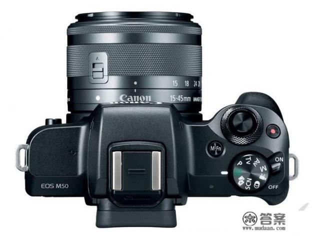 索尼a6000值得买吗？