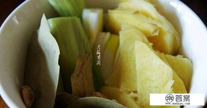 烀羊腿的做法？