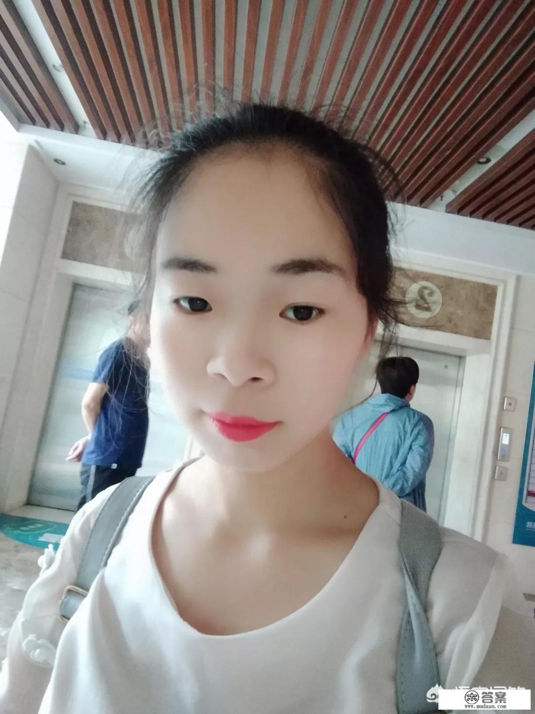 前男友送的东西太贵不舍费扔? 前男友送的东西太贵不舍费扔?