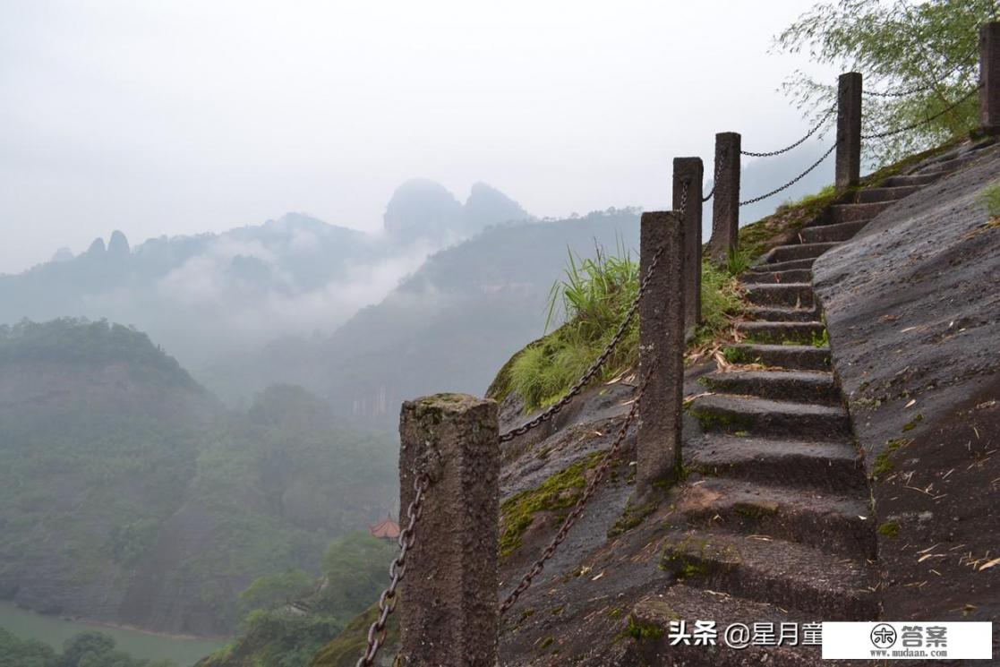 7、8月份去国内哪里旅游比较好？