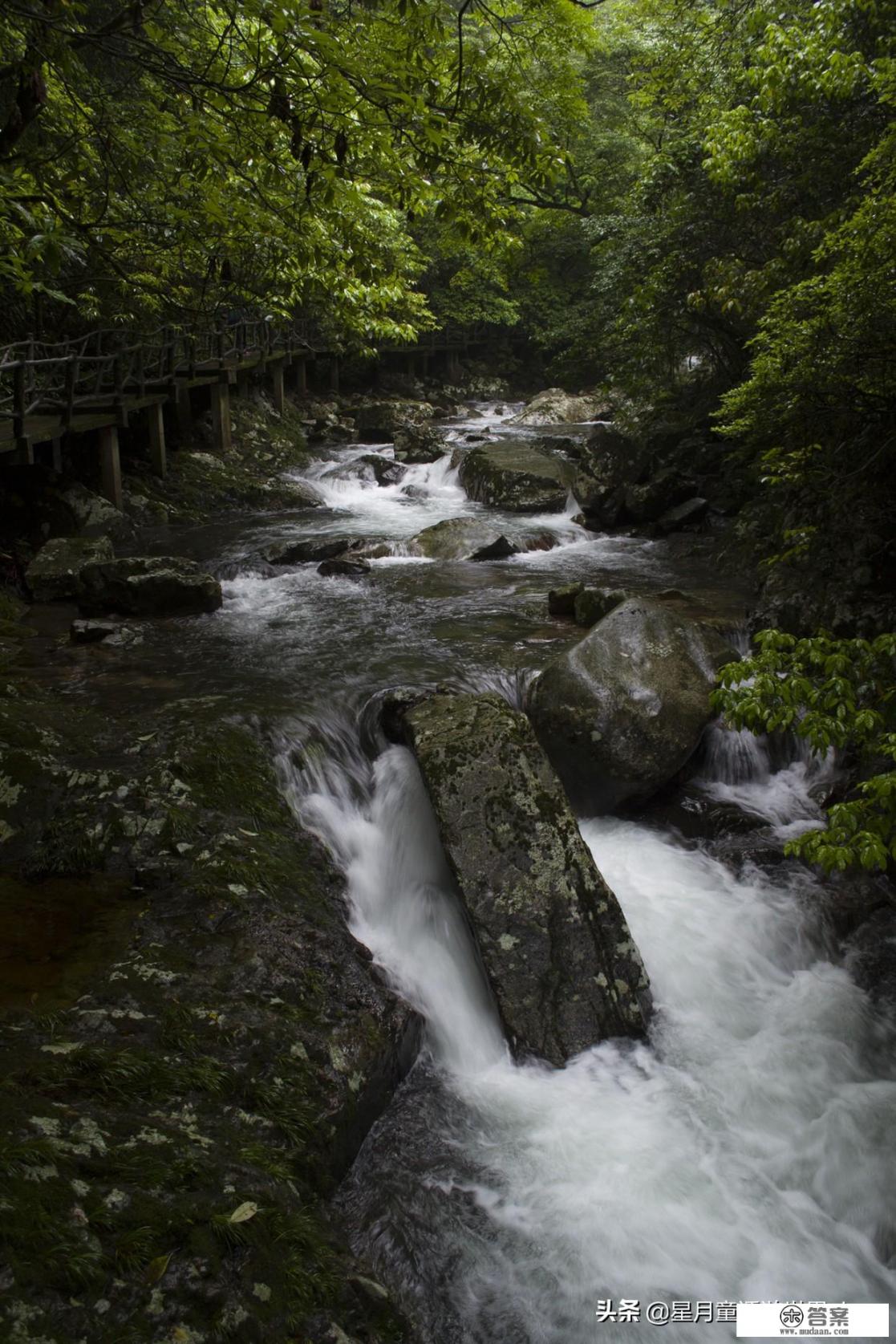 7、8月份去国内哪里旅游比较好？