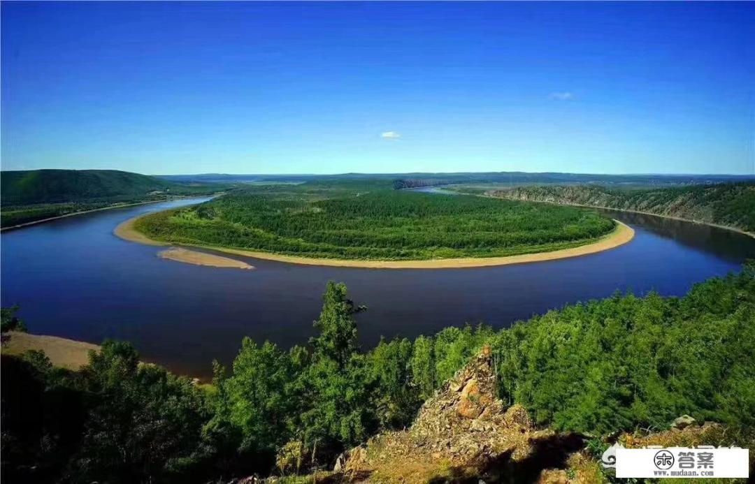 8月份自驾游10-15天，带两个小孩8岁左右适合去哪玩？攻略？云南和西藏都去过了？