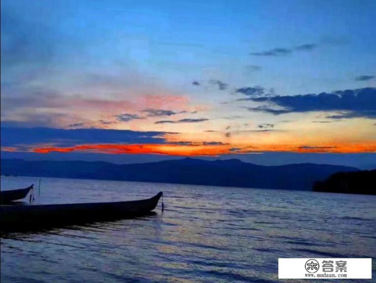 湖南张家界，贵州干户苗寨和云南大理，哪个更适合8月份去旅游？