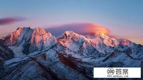 想和老婆出去旅行，到处走走看看，去哪儿好玩一点，求推荐？