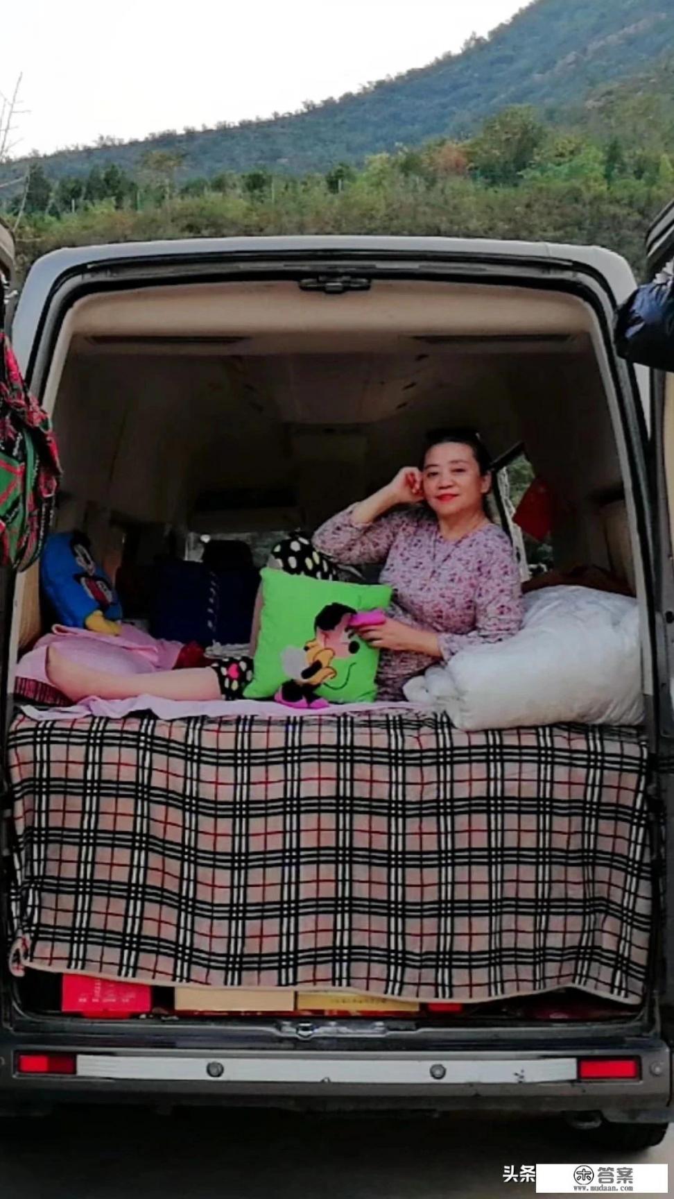 夫妻俩一起去旅行是一种什么体验？