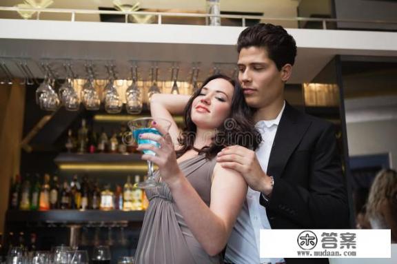 和前任分手了，你会扔掉关于她的东西吗？