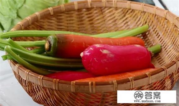 正宗泡菜的腌制方法和配料？