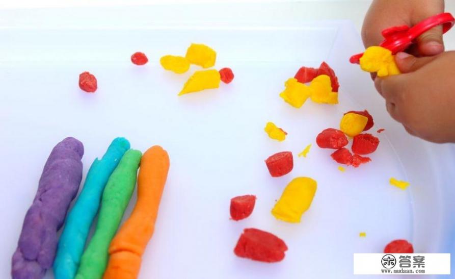 有什么可以和学龄前小朋友互动的小游戏或小玩具？