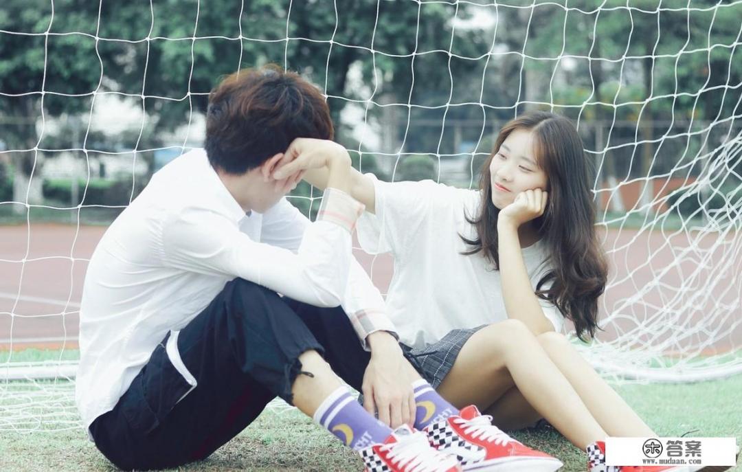 有一个霸道的男朋友是什么体验? 有一个霸道的男朋友是什么体验?